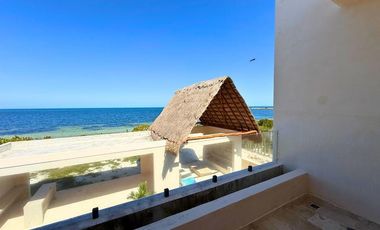 Casa Frente Al Mar En Las Hermosas Playas de San Crisanto, Yucatán