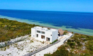 Casa Frente Al Mar En Las Hermosas Playas de San Crisanto, Yucatán