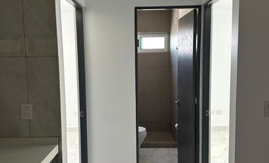 DEPARTAMENTO EN RENTA EN PLAZA NAVE 01