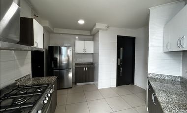 Venta de apartamento en Costa del Este P.H. Country Club