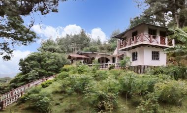 OPORTUNIDAD! Se vende Casa en Altos del Maria