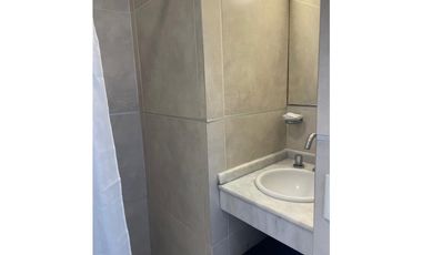 Departamento 1 dorm Edificio frente al mar. Piscina. Cochera. Parrilla