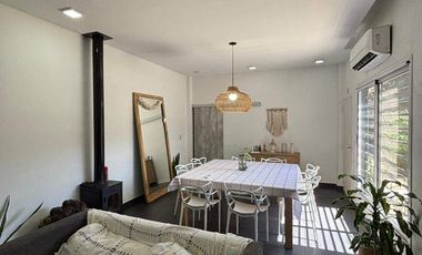 Venta Monte Grande Chalet + Casa  ideal 2 familias o posibilidad de unificar