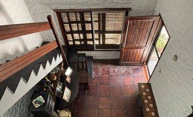 Venta Monte Grande Chalet + Casa  ideal 2 familias o posibilidad de unificar