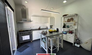 Venta Monte Grande Chalet + Casa  ideal 2 familias o posibilidad de unificar