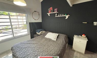 Venta Monte Grande Chalet + Casa  ideal 2 familias o posibilidad de unificar