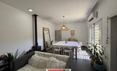 Venta Monte Grande Chalet + Casa  ideal 2 familias o posibilidad de unificar