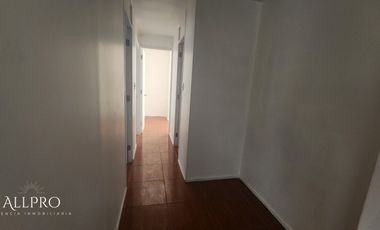 AMPLIO DEPARTAMENTO CON PATIO Y EXCELENTE CONECTIVIDAD 3D 1B