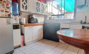 Casa en Venta en General Roca con Los Pamperos, Recoleta
