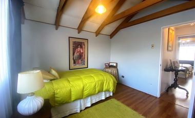 Casa en Venta en AMPLIO JARDÍN CON PISCINA..
