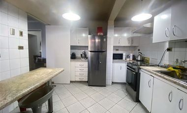 Casa en Venta en AMPLIO JARDÍN CON PISCINA..