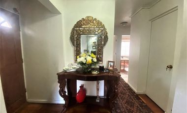 Casa en Venta en AMPLIO JARDÍN CON PISCINA..