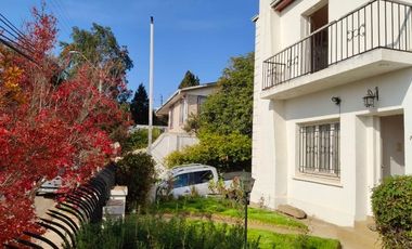 Casa en Venta en CASA SOLIDA EN GRANADOS / QUILPUÉ