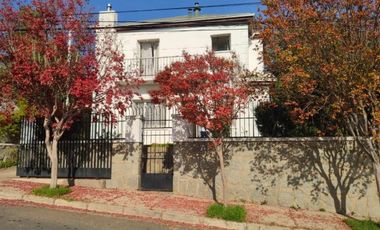 Casa en Venta en CASA SOLIDA EN GRANADOS / QUILPUÉ