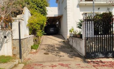 Casa en Venta en CASA SOLIDA EN GRANADOS / QUILPUÉ