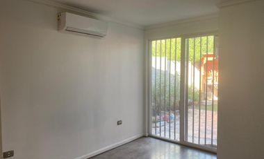 Casa en Arriendo en IMPERDIBLE OPORTUNIDAD DE ARRIENDO CASA ESTILO CHILENA