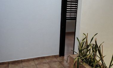 Renta casa en Pedregal de Sta.Ursula,  cerca estadio azteca