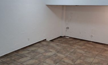 Renta casa en Pedregal de Sta.Ursula,  cerca estadio azteca