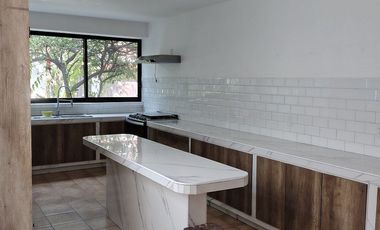 Renta casa en Pedregal de Sta.Ursula,  cerca estadio azteca