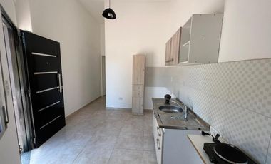 PH de ambiente y medio en alquiler en Villa Dominico sin expensas