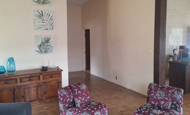 CASA EN VENTA CON GRAN POTENCIAL TERRENO DE 1,634M2