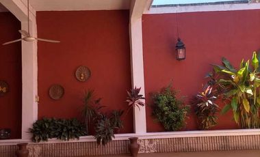 Casa neocolonial en venta, ubicada en Izamal Pueblo Mágico”