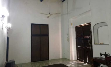 Casa neocolonial en venta, ubicada en Izamal Pueblo Mágico”
