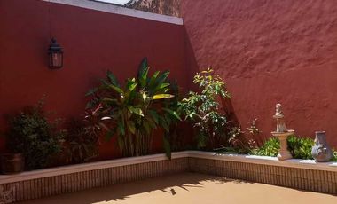 Casa neocolonial en venta, ubicada en Izamal Pueblo Mágico”