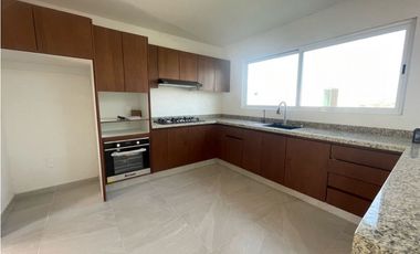 Casa Nueva en Venta en Tequesquitengo Vista al Lago escriturada