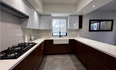 Casa en Venta Equipada Hab en PB en Cumbres Elite Premier