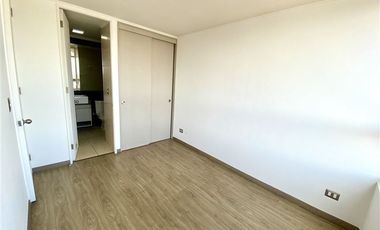Departamento en Arriendo en A minutos Metro Matta