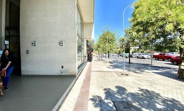 Departamento en Arriendo en A minutos Metro Matta