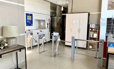 Departamento en Arriendo en A minutos Metro Matta