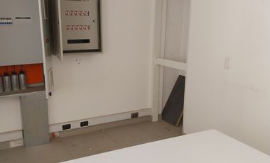 AMPLIA CASA  USO COMERCIAL GRAN UBICACION