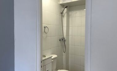 Oficina de 16 m2, 1 privado 1 baño, excelente ubicación