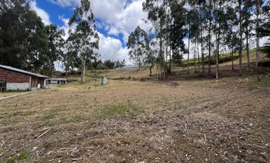 Terreno La Merced Cantón Quito 9.578,28 m2
