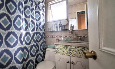 Amplia Casa de 3 pisos en La Florida!