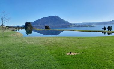 Hermosa Parcela Con casa de 3 D 2 B