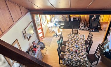 3 Casas con orilla Lago Colbún en 16.870 m2.