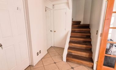 Casa La Florida Alta, 4 D y 3B !