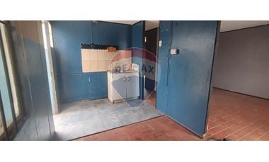 Casa con amplio terreno en excelente ubicación