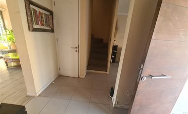 Casa en Arriendo en Loteo El Polo, Machalí