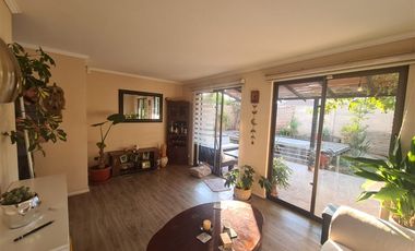 Casa en Arriendo en Loteo El Polo, Machalí