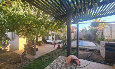 Casa en Arriendo en Loteo El Polo, Machalí