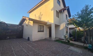 Casa en Arriendo en Loteo El Polo, Machalí