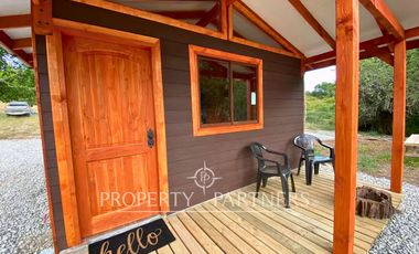Cabaña full equipada en parcela con bosque y sendero privado