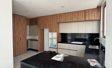 Renta departamento de 121m2 a estrenar en San Isidro - Vista Grande