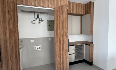 Renta departamento de 146m2 a estrenar en San Isidro - Vista Grande