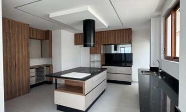 Renta departamento de 146m2 a estrenar en San Isidro - Vista Grande