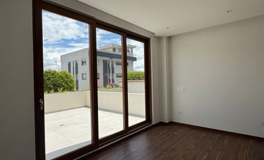 Renta departamento a estrenar 110m2 en San Isidro - Vista Grande